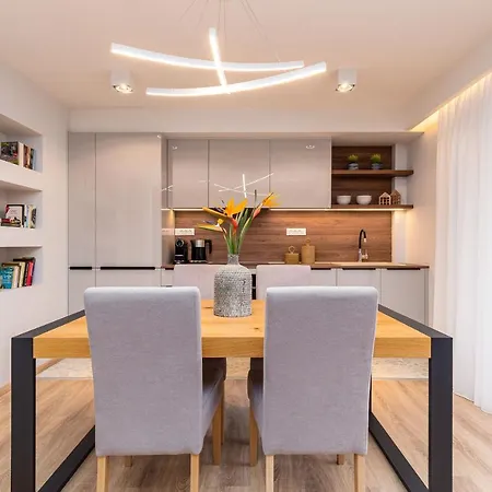 Lola'S Luxury Apartments Liapades Exterior photo
