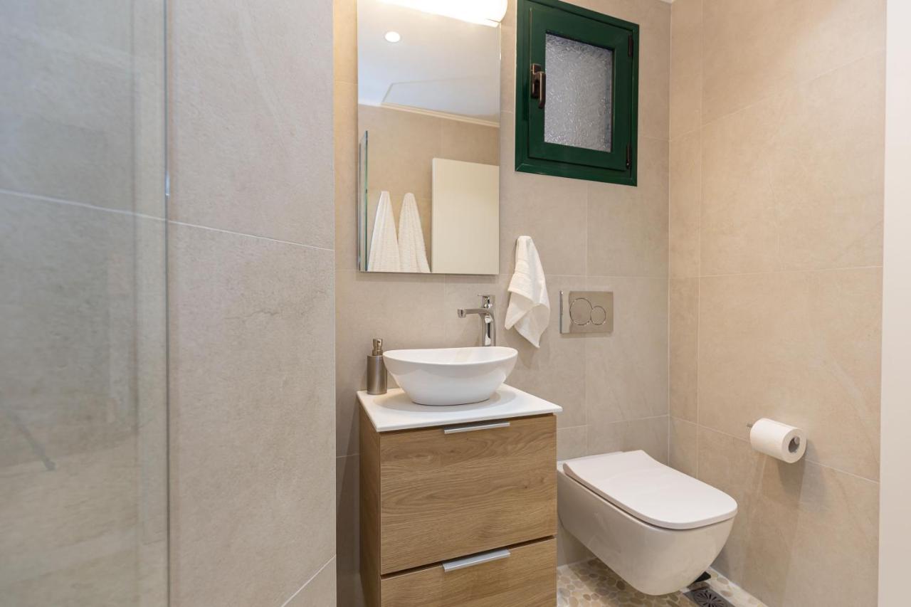 Lola's Luxury Apartment Liapades