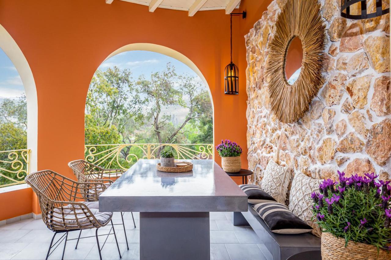 Lola's Luxury Apartment Liapades