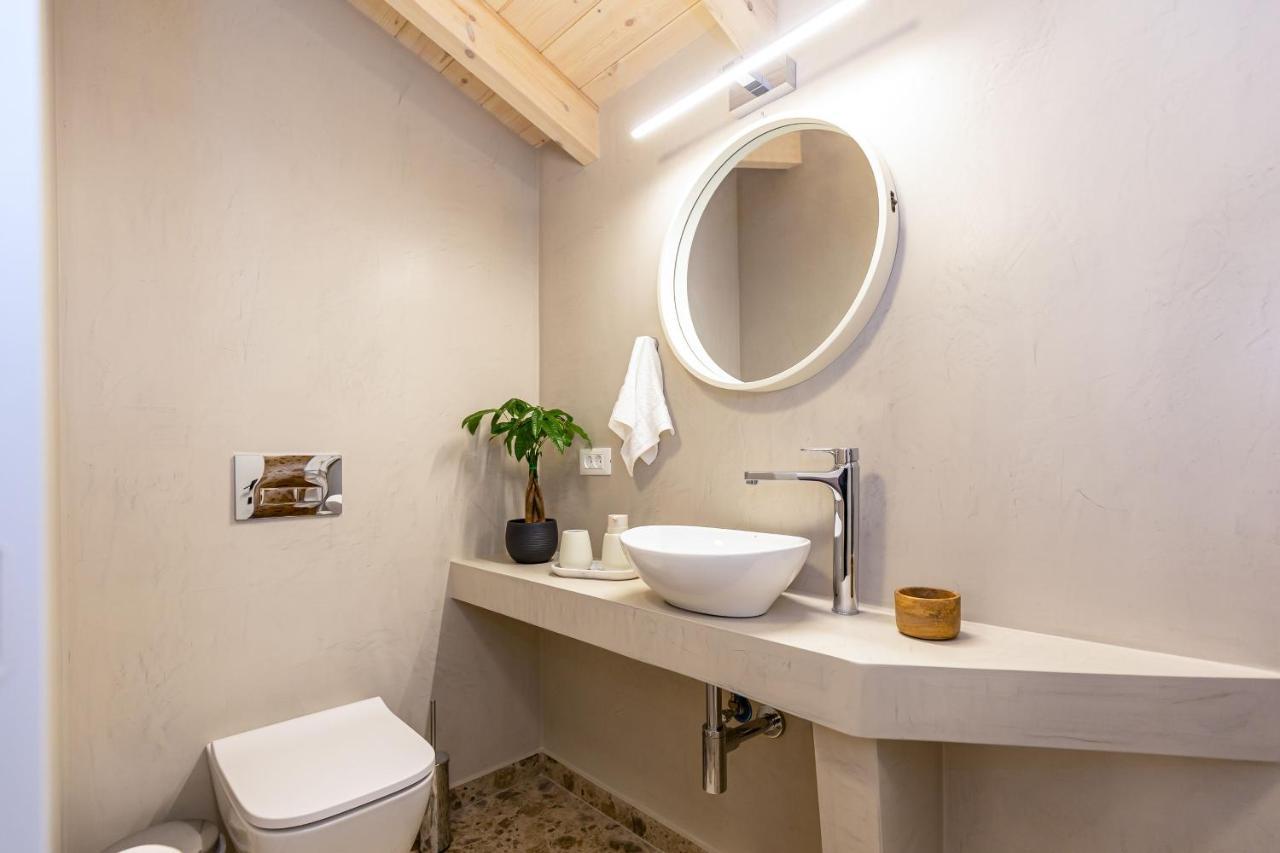 Apartment Lola's Luxury Liapades