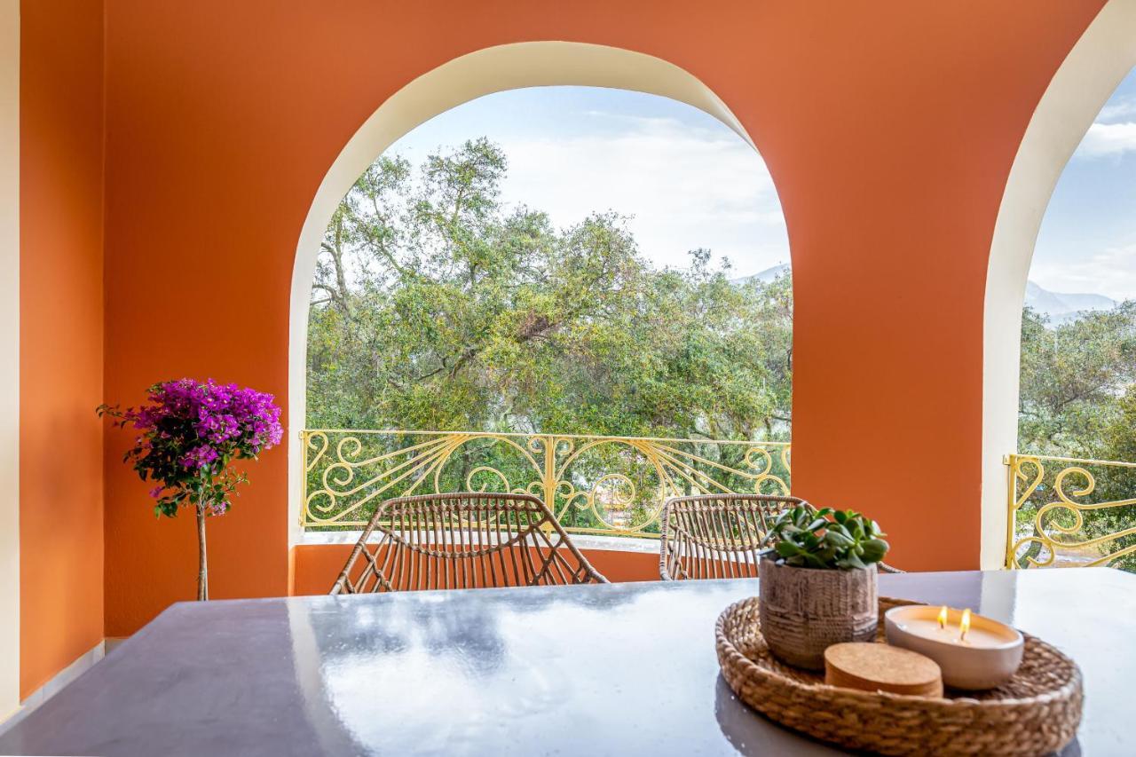 Lola's Luxury Apartment Liapades