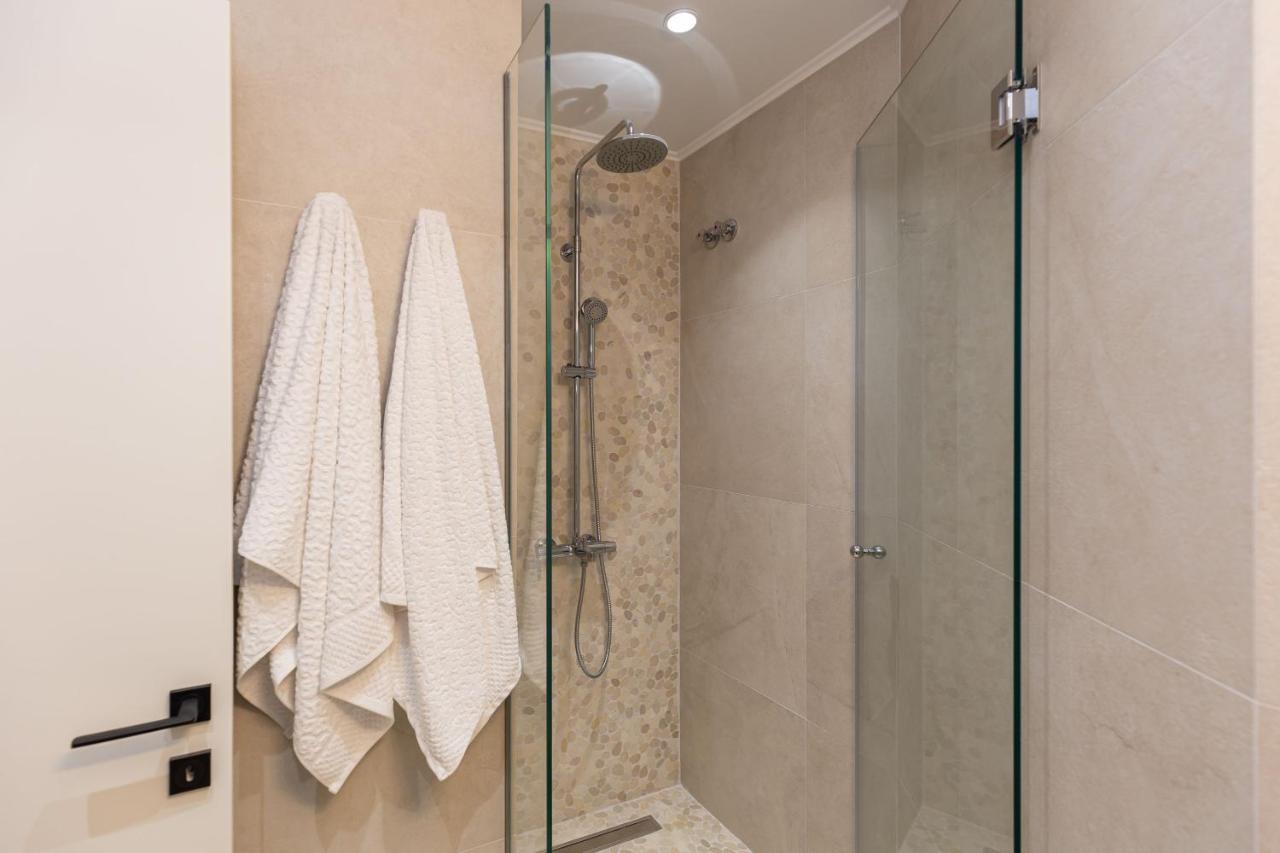 Apartment Lola's Luxury Liapades